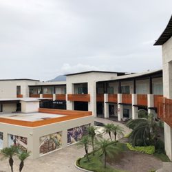 Plaza Península