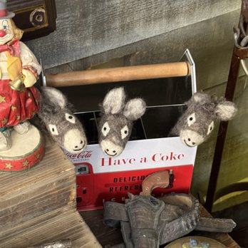 Pinnacles - Unique gifts! - Souvenir Shops Near Me - Oatman, Arizona
