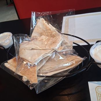 Tamr Mediterranean Grille - Mediterranean style chips and salsa...but pita and toum and hummus!  Hummus!  (I should be beaten for the pun!) - Mediterranean Near Me - Stow, Ohio