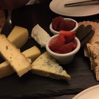 Matt The Thresher - Cheese tray - Seafood Near Me - Dublin, D Matt The Thresher - Cheese tray - Seafood Near Me - Dublin, D