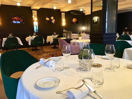 Ermitage de Corton by null