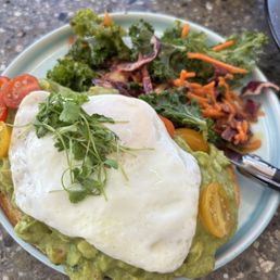 Avocado Toast (egg +$2)