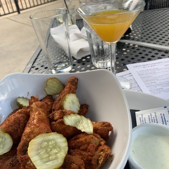 The Over/Under Bar & Grill - Takeout & Delivery - 130 Photos & 243 ...