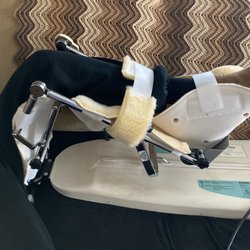 Pacific Medical - Leg bent at 90 degrees