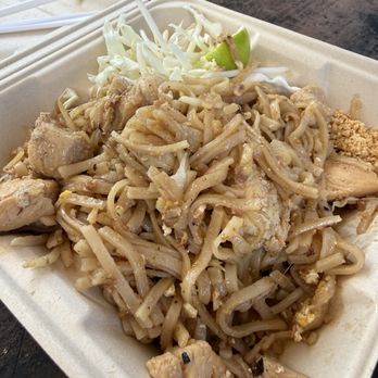 Thai Elephant - Chicken padthai - Thai Near Me - Hanalei, Hawaii Thai Elephant - Chicken padthai - Thai Near Me - Hanalei, Hawaii