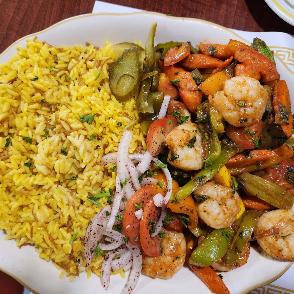 Taza Fresh Grill - Shrimp with vegetables - Mediterranean Near Me - Southgate, Michigan