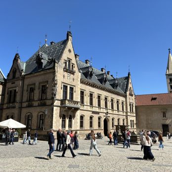 Pražský hrad - Center courtyard - Landmarks & Historical Buildings Near Me - Prague, Puerto Rico