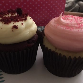 Smallcakes Cupcakery - Cupcakes Near Me - Ripon, California