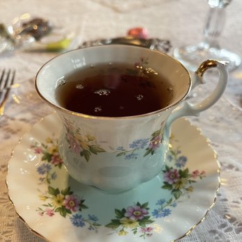 Quintealia's Tea Parlor - Tea Rooms Near Me - Burton, Ohio Quintealia's Tea Parlor - Tea Rooms Near Me - Burton, Ohio