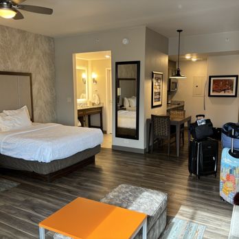 Homewood Suites by Hilton Moab - Hotels Near Me - Moab, Utah