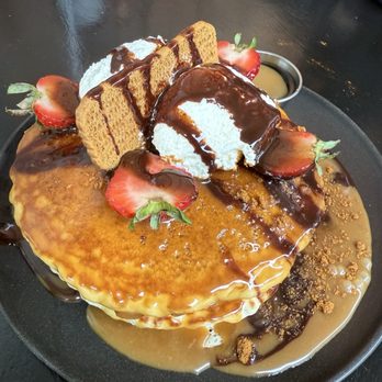 Fambrini's Cafe - Lotus Biscoff Pancakes - Sandwiches Near Me - Palo Alto, California Fambrini's Cafe - Lotus Biscoff Pancakes - Sandwiches Near Me - Palo Alto, California