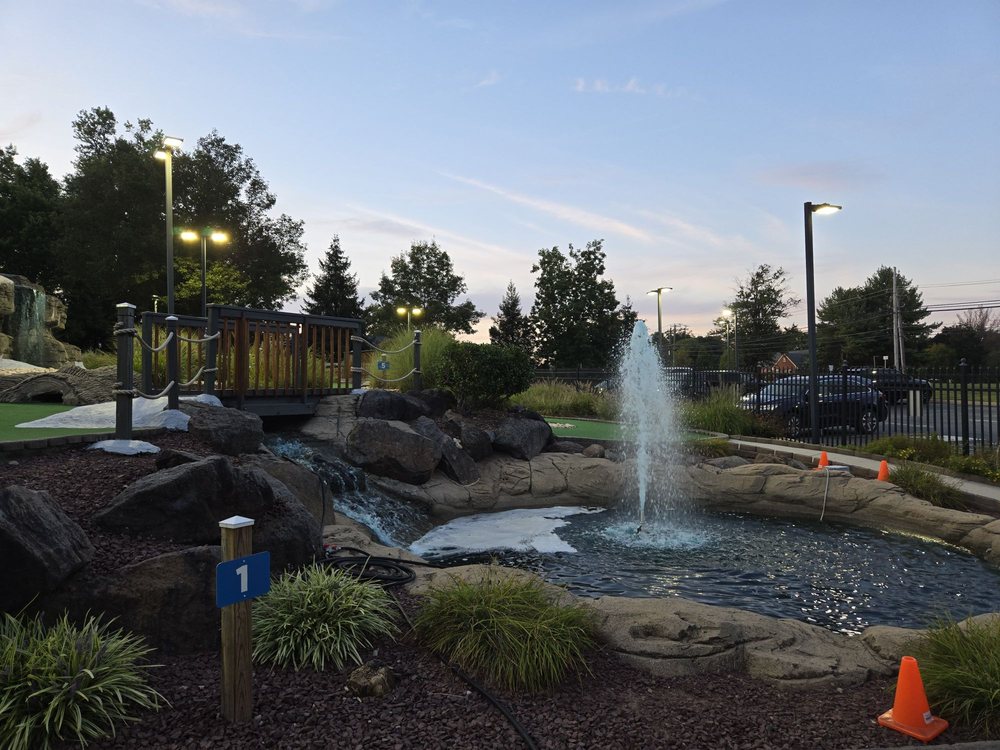 Social spots from Markie's Mini Golf