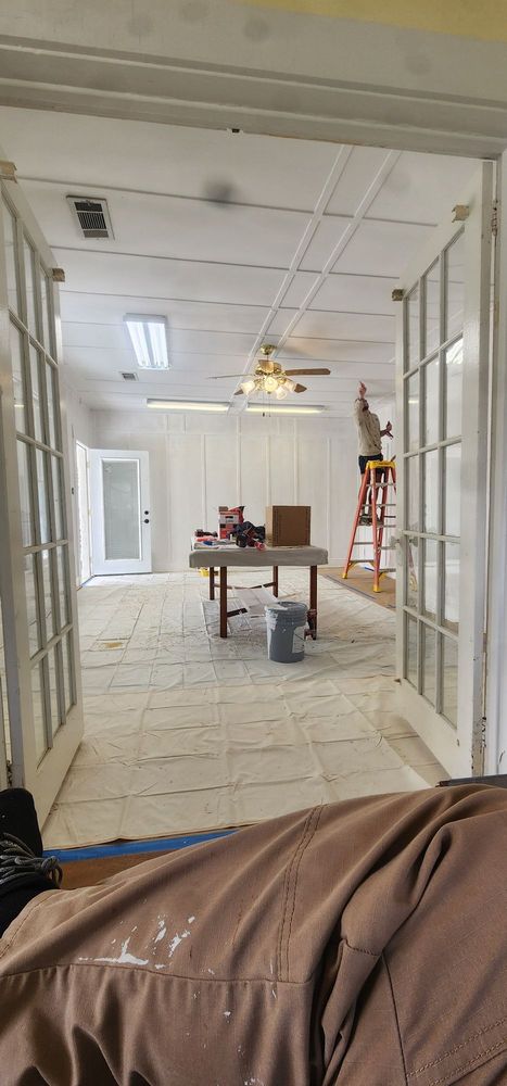 Slide of Universal Construction Group