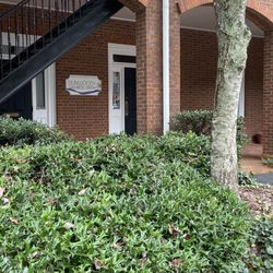 Dunwoody Wellness Center - Front door