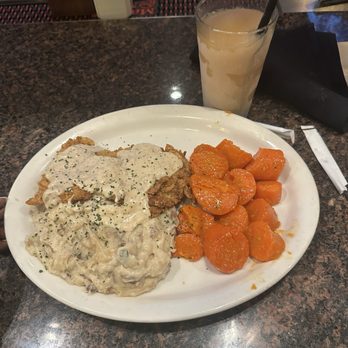 Charleston's - American Near Me - Indianapolis, Indiana