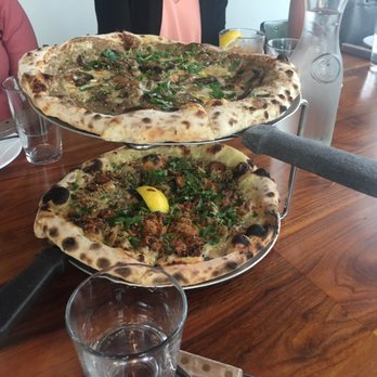 Area Four - Clam & Bacon, Mushroom & Fontina - Pizza Near Me - Cambridge, Massachusetts