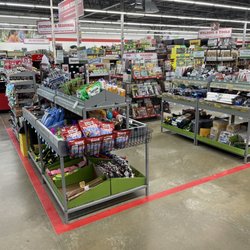 Tractor Supply - Entrance