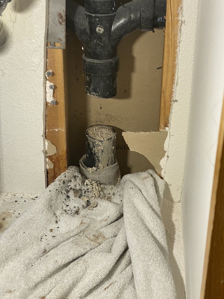 Slide of Max Plumbing & Air Conditioning