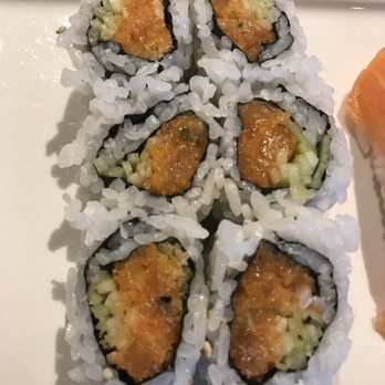 Ginban Sushi - Spicy salmon roll - Sushi Bars Near Me - Phoenix, Arizona
