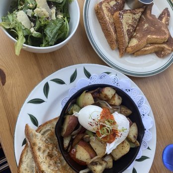Little Griddle - Vegetarian hash with side salad, and french toast - Breakfast & Brunch Near Me - Portland, Oregon Little Griddle - Vegetarian hash with side salad, and french toast - Breakfast & Brunch Near Me - Portland, Oregon