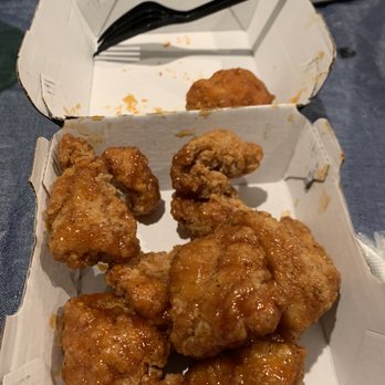 Buffalo Wild Wings - Spicy garlic - Chicken Wings Near Me - Middletown, Delaware