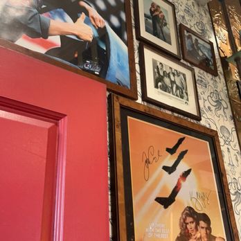 High-Pie - Hi pie top guns house - Themed Cafes Near Me - Oceanside, California