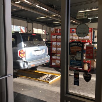 Grease Monkey - Getting my oil changed at my favorite, Halvoline Express Lube - Oil Change Stations Near Me - Sandy, Utah