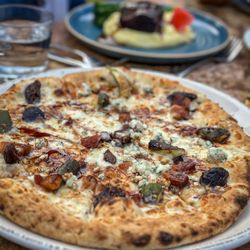Tin Roof Bistro - Fig and Pig Pizza