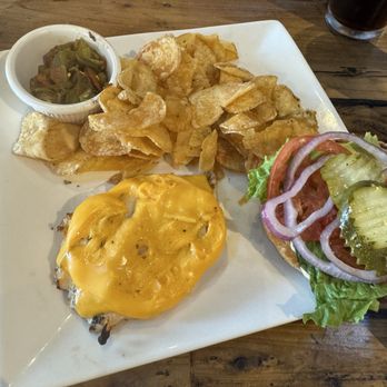 Flatiron bites & brews - NM Bacon Yard Bird and house chips - Cocktail Bars Near Me - Albuquerque, New Mexico