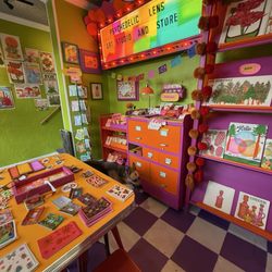 Psychedelic Lens