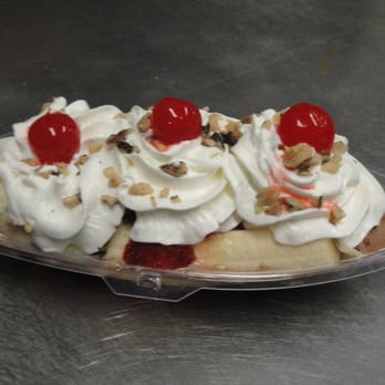 River Bend Variety - Banana Split, one of our many ice cream choices. Try a Frappe or just a cone. - Pizza Near Me - Dover, New Hampshire River Bend Variety - Banana Split, one of our many ice cream choices. Try a Frappe or just a cone. - Pizza Near Me - Dover, New Hampshire