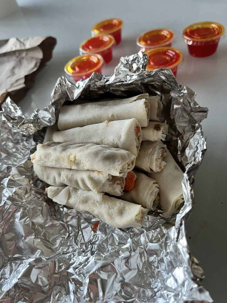 Baby's Eatery and Palabok