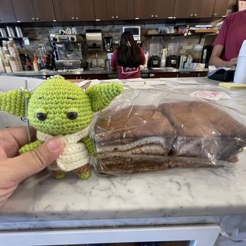 Honu Bakery - marble pound cake - Bakeries Near Me - Honolulu, Hawaii