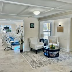 Hyacinth Nails & Spa