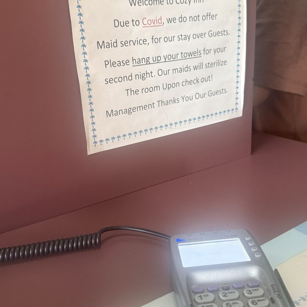 Cozy Inn - Front desk says "sanitized" the room was totally opposite. - Hotels Near Me - Cortez, Colorado Cozy Inn - Front desk says "sanitized" the room was totally opposite. - Hotels Near Me - Cortez, Colorado