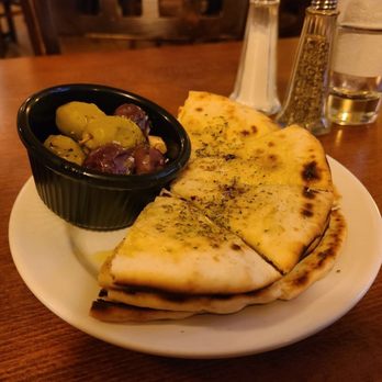 Elia Taverna - Complimentary warm pita and olives - Greek Near Me - Bronxville, New York Elia Taverna - Complimentary warm pita and olives - Greek Near Me - Bronxville, New York
