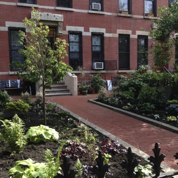 Christina Brown Gardens - Apartment building entrance - Gardeners Near Me - Brooklyn, New York Christina Brown Gardens - Apartment building entrance - Gardeners Near Me - Brooklyn, New York