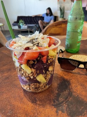 Escape Root Juicery by null