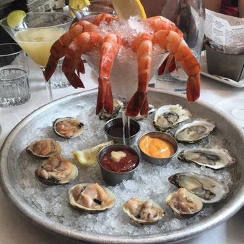 Victor's - Raw bar happy hour - New American Near Me - Provincetown, Massachusetts Victor's - Raw bar happy hour - New American Near Me - Provincetown, Massachusetts