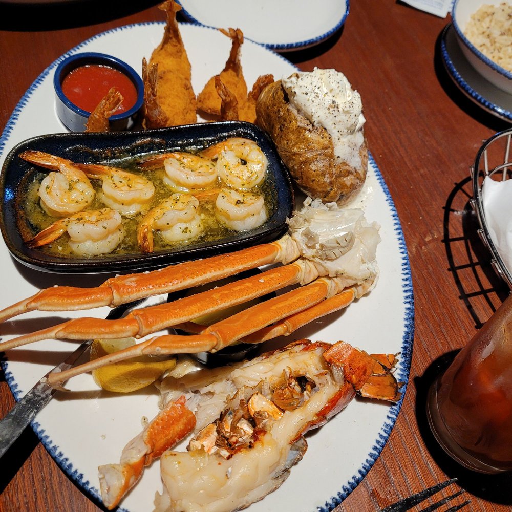 Red Lobster - Ultimate feast - Seafood Near Me - Aurora, Colorado Red Lobster - Ultimate feast - Seafood Near Me - Aurora, Colorado