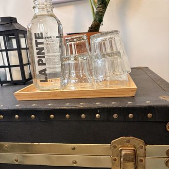 Géogène Café - Water for the taking - Cafes Near Me - Magog, Quebec Géogène Café - Water for the taking - Cafes Near Me - Magog, Quebec