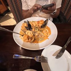 Mama's - Tito's Seafood Combo