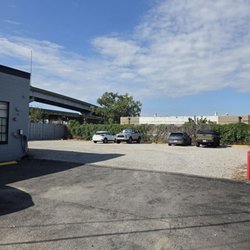 Circle Auction - Parking lot