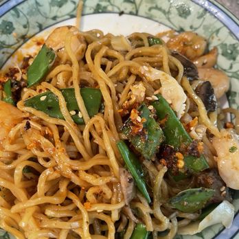 honeygrow - Garlic Butter Shrimp (plated at home) - Salad Near Me - Fairfax, Virginia honeygrow - Garlic Butter Shrimp (plated at home) - Salad Near Me - Fairfax, Virginia