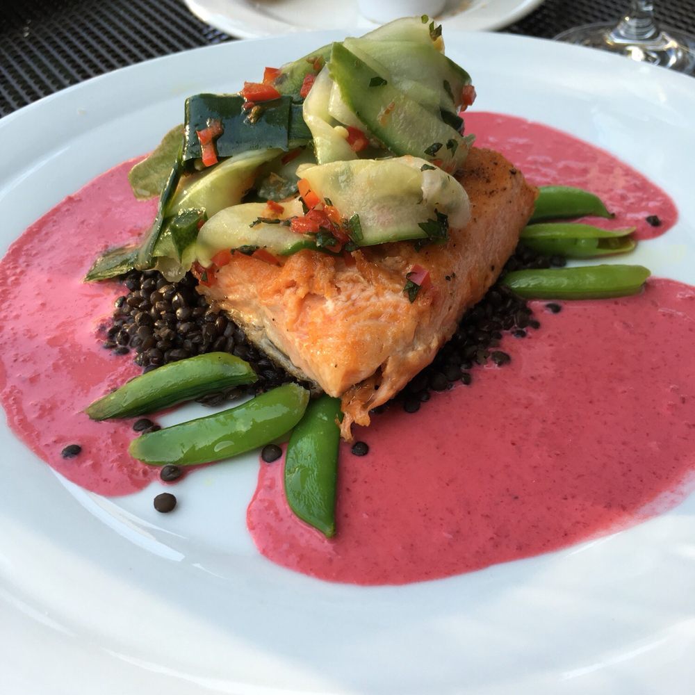 Fish with beluga lentils, peas, and beet cream sauce Fish with beluga lentils, peas, and beet cream sauce