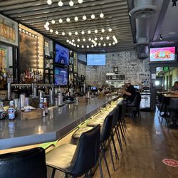 EJ's Pub - Bixby Knolls - Great spot for appetizers and drinks