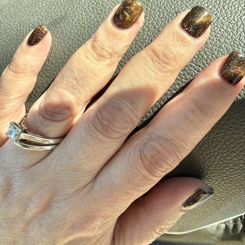 Divine Nails & Spa - Nail Salons Near Me - Hillsboro, Oregon