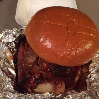 Bear Down Barbecue & Catering - Smoked Pulled Pork - Barbeque Near Me - Frankfort, Illinois