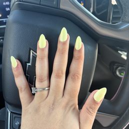 Tina even got nail polish on my fingers and didn't clean it off didn't clean any cuticle or even obvious dead skin Tina even got nail polish on my fingers and didn't clean it off didn't clean any cuticle or even obvious dead skin
