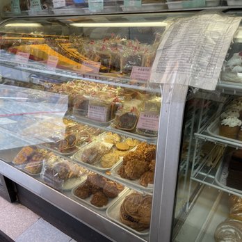 AA Bakery & Cafe - Mooncakes and sweet pastries for sale at AA Bakery & Cafe in San Francisco's Chinatown. - Bakeries Near Me - San Francisco, California AA Bakery & Cafe - Mooncakes and sweet pastries for sale at AA Bakery & Cafe in San Francisco's Chinatown. - Bakeries Near Me - San Francisco, California